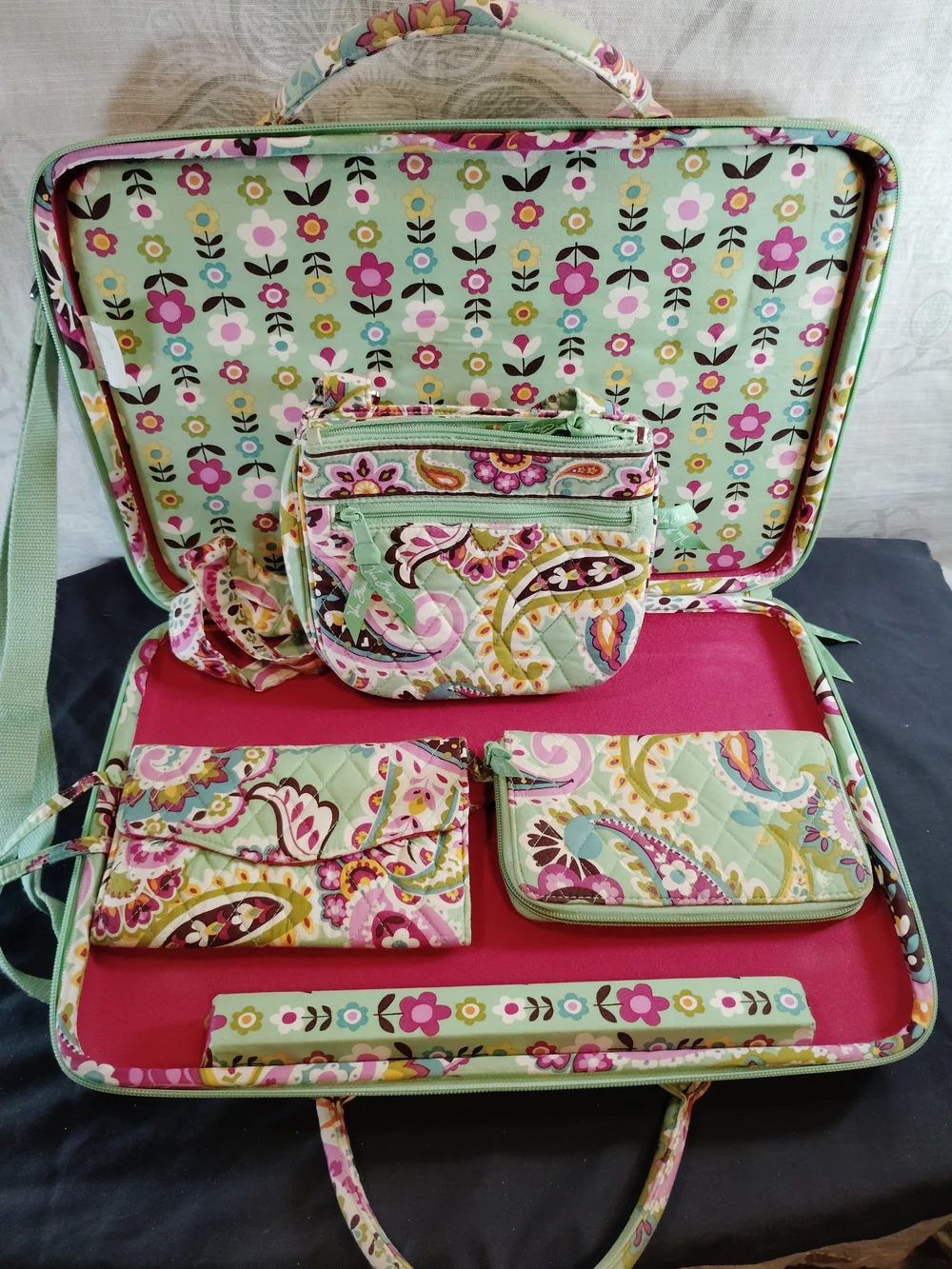 Vera Bradley 4pc Mint Green& Pink Paisley Quilted  Set